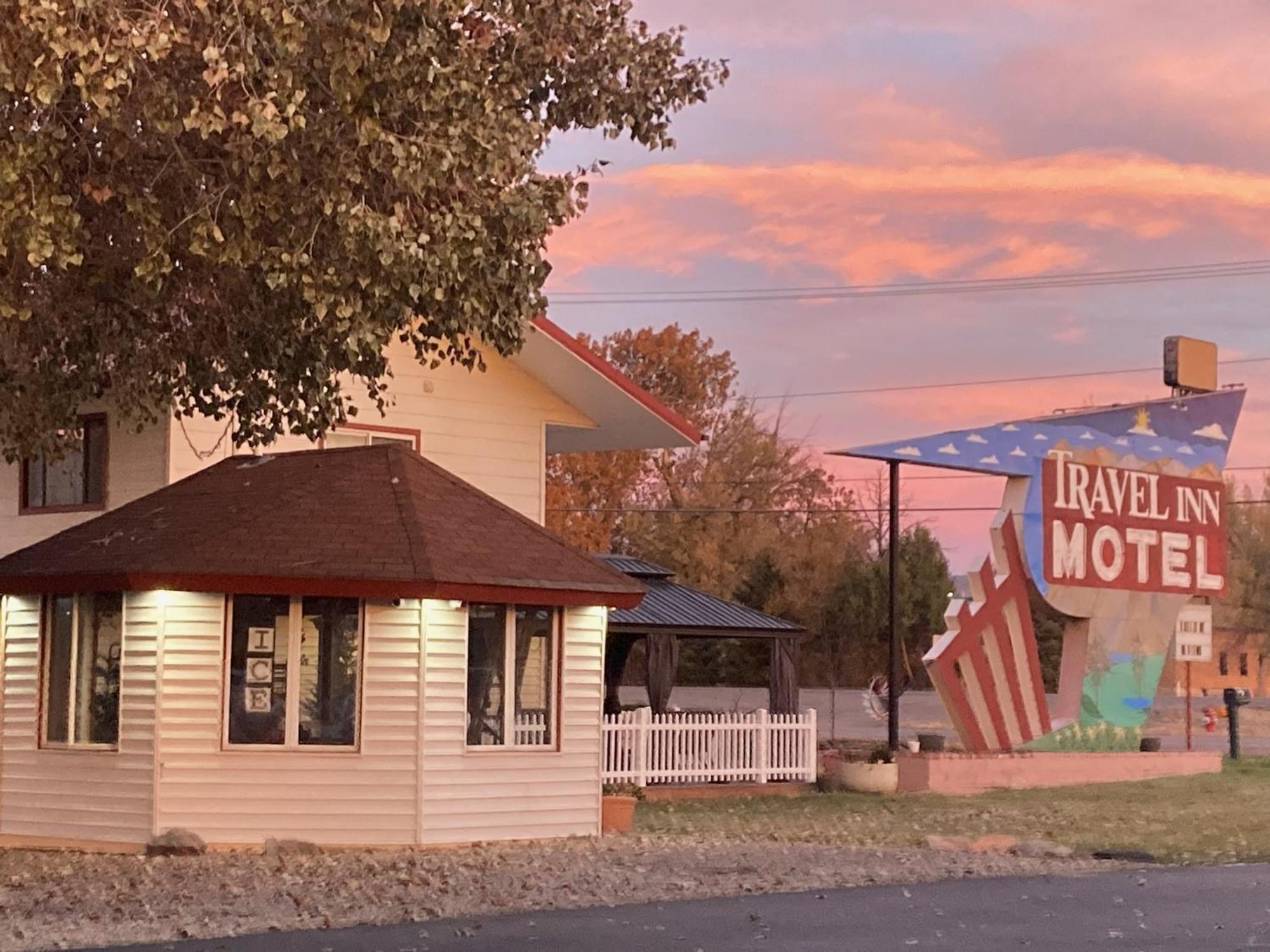 Travel Inn Motel Canon City Bagian luar foto