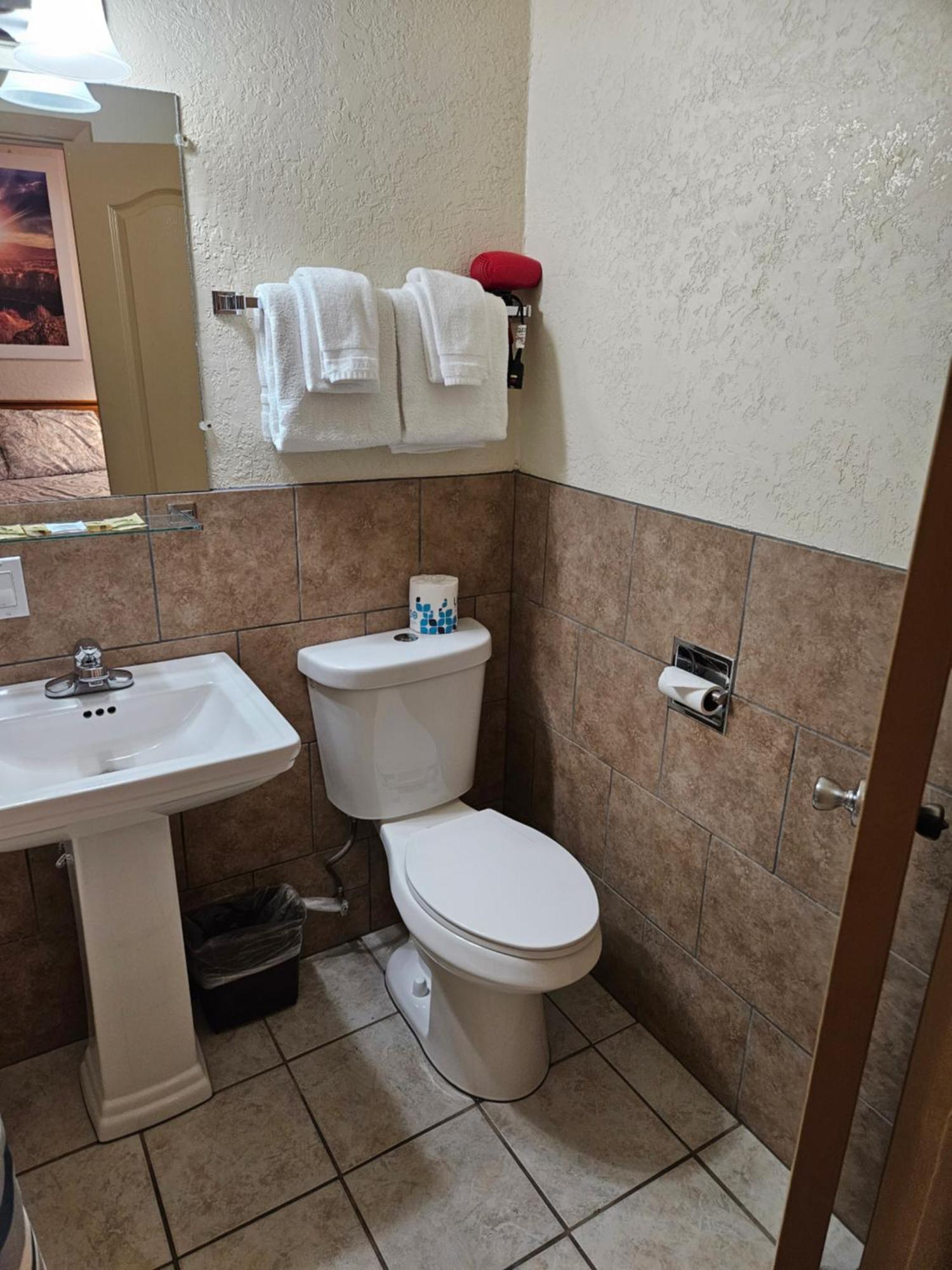 Travel Inn Motel Canon City Bagian luar foto